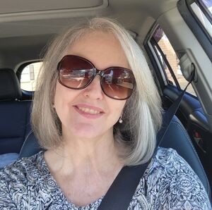 Meet your Posher, Lisa